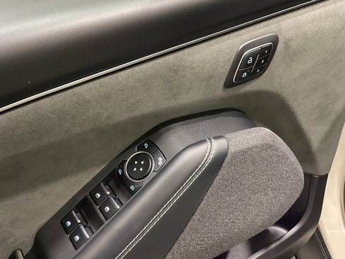 Used 2025 Ford Mustang Mach-E GT image 7