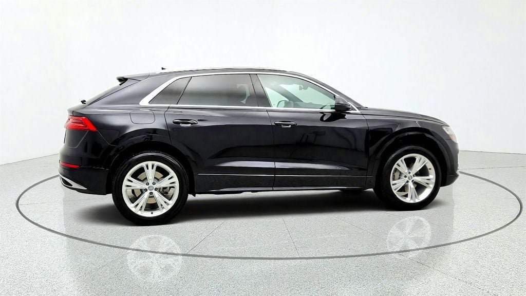 Used 2019 Audi Q8 Premium Plus w/ Premium Plus AWD/4WD image 4