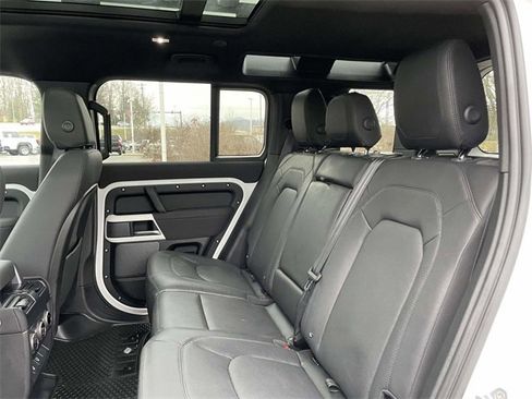 Used 2023 Land Rover Defender 110 S image 18