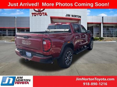 Used 2024 GMC Canyon Denali AWD/4WD image 3