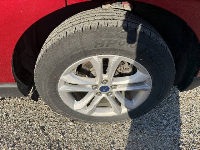 Used 2020 Ford Edge SEL FWD image 14