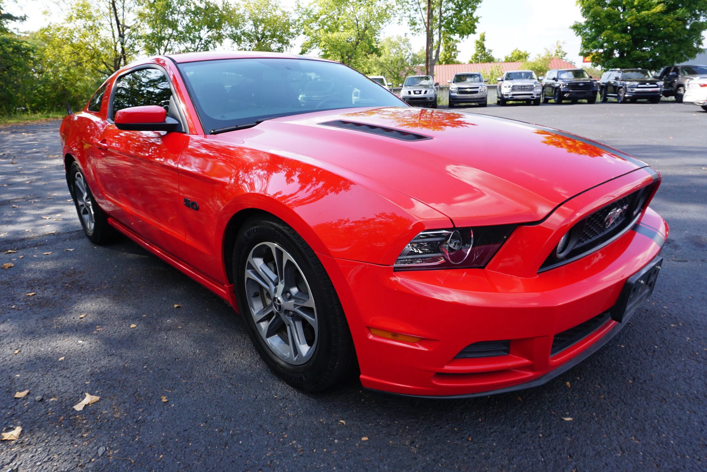 Used 2013 Ford Mustang GT Premium w/ Electronics Pkg RWD image 5