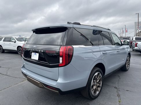 Certified 2025 Ford Expedition King Ranch image 5