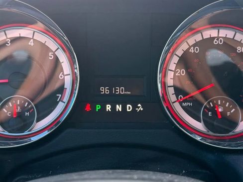 Used 2018 Dodge Grand Caravan SXT image 18