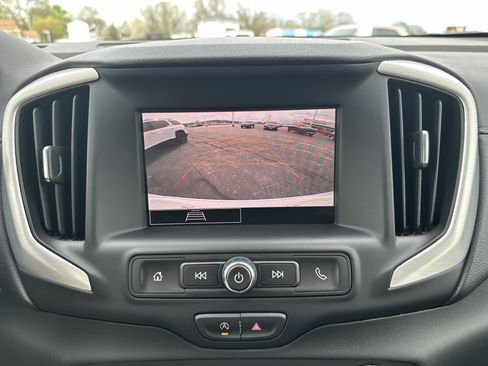 Certified 2024 GMC Terrain SLE w/ Driver Convenience Package image 17