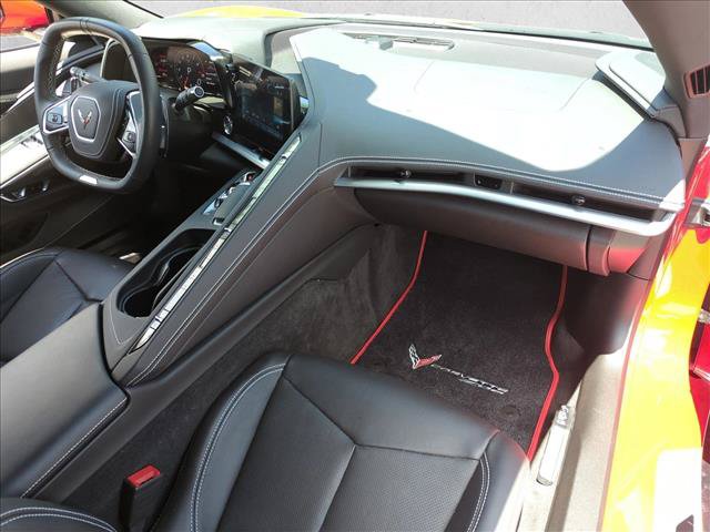 Used 2025 Chevrolet Corvette Z06 RWD image 18