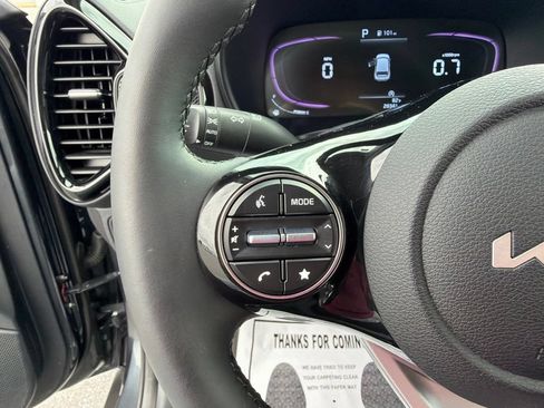 Used 2024 Kia Soul EX FWD image 28