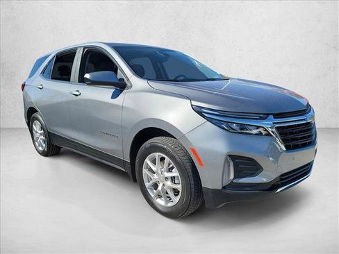 Used 2023 Chevrolet Equinox LT w/ LPO, Floor Liner Package image 3