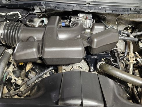 Used 2018 Ford F350 XLT w/ XLT Value Package image 46