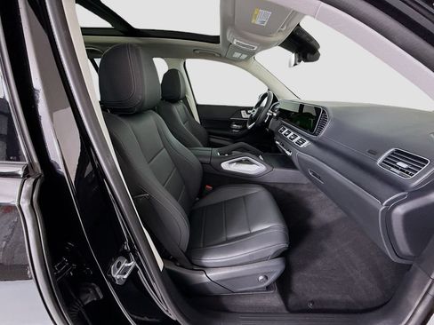 Certified 2026 Mercedes-Benz GLS 450 4MATIC image 21