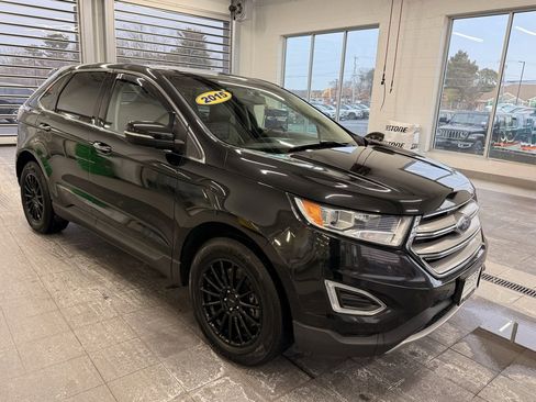Used 2015 Ford Edge Titanium image 1