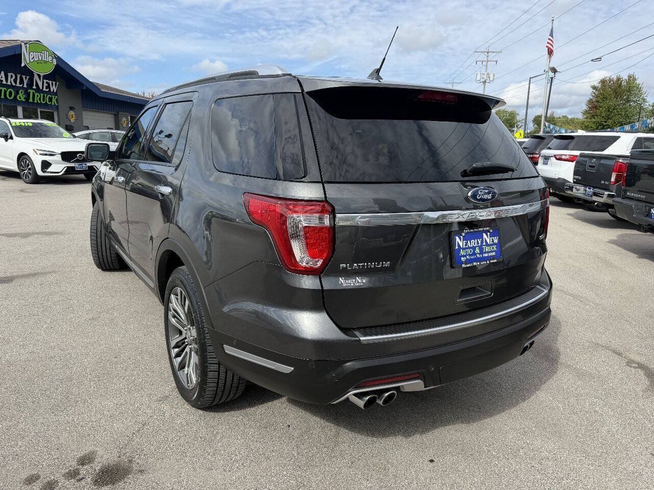 Used 2018 Ford Explorer Platinum AWD/4WD image 5