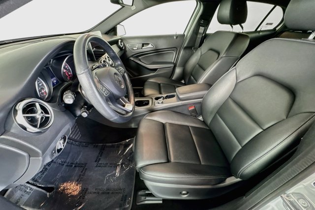 Used 2020 Mercedes-Benz GLA 250 4MATIC image 19