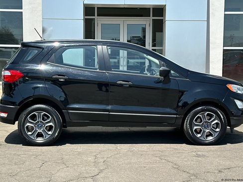 Certified 2019 Ford EcoSport S FWD image 3