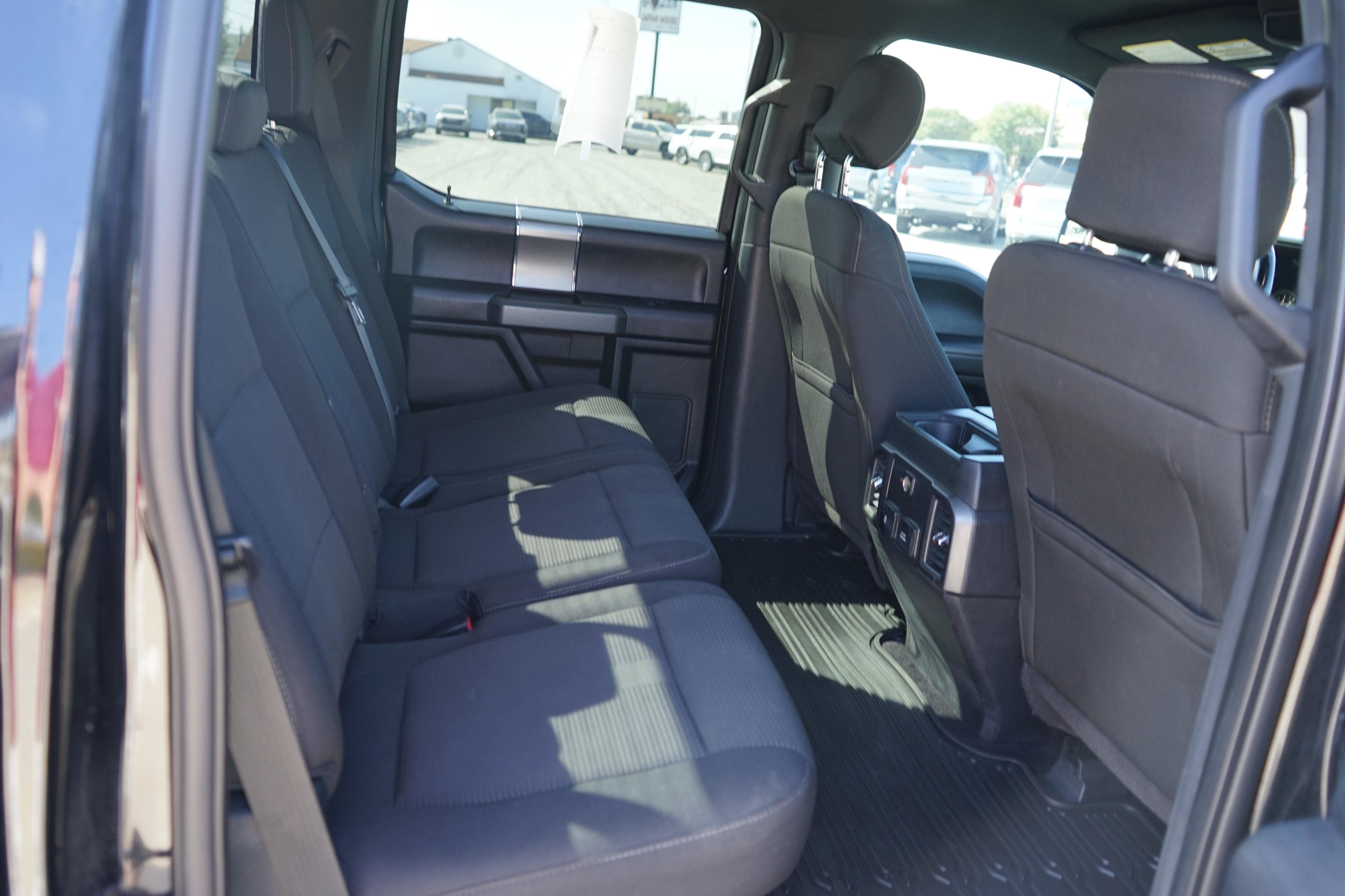 Used 2017 Ford F150 XLT w/ Equipment Group 302A Luxury AWD/4WD image 23