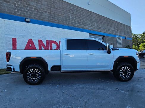 Used 2026 GMC Sierra 2500 Denali Ultimate AWD/4WD image 8