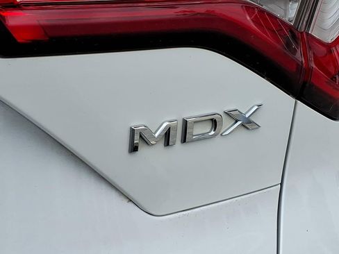 Used 2023 Acura MDX SH-AWD w/ Advance Package image 29