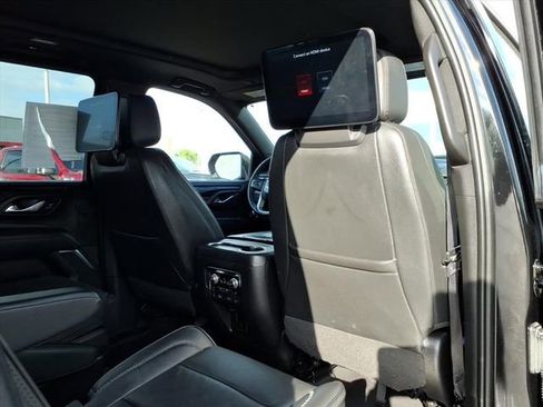 Used 2023 GMC Yukon XL Denali AWD/4WD image 23