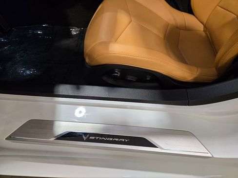 Used 2024 Chevrolet Corvette Stingray Preferred Cpe w/ Z51 Performance Package image 24