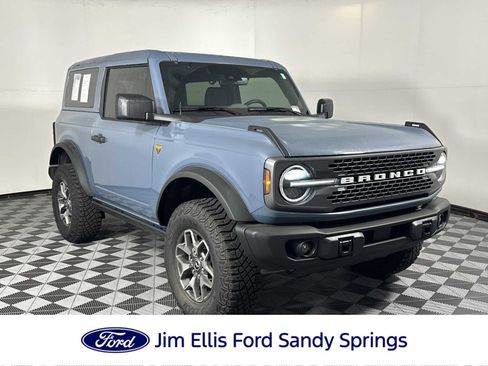 Used 2025 Ford Bronco Badlands AWD/4WD image 1