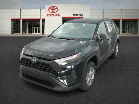 New 2025 Toyota RAV4 LE image 5