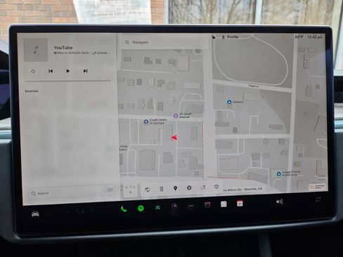 Used 2023 Tesla Model X AWD/4WD image 41