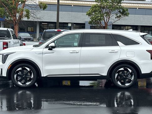 New 2026 Kia Sorento EX AWD/4WD image 7
