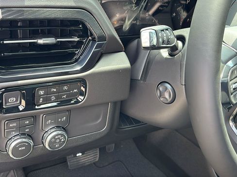 New 2026 GMC Yukon XL AT4 w/ AT4 Premium Package AWD/4WD image 30