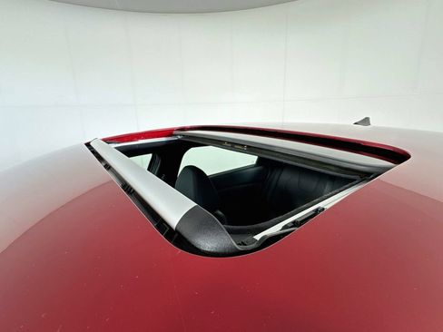 Used 2025 Hyundai Elantra N Line FWD image 12
