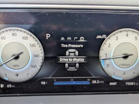 Used 2022 Hyundai Tucson Limited image 14