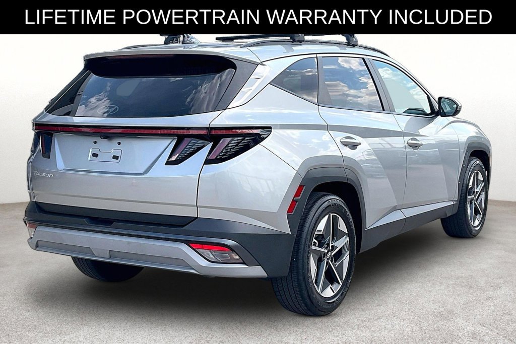 Used 2025 Hyundai Tucson SEL FWD image 2