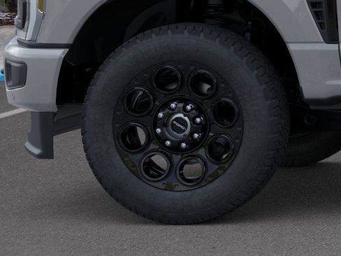 New 2026 Ford F250 Lariat w/ Black Appearance Package image 19