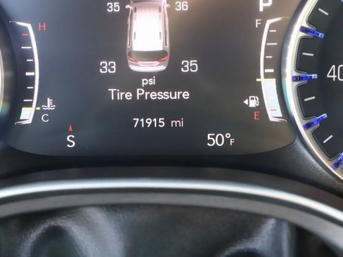 Used 2020 Chrysler Pacifica Touring-L w/ Advanced Safetytec Group image 38