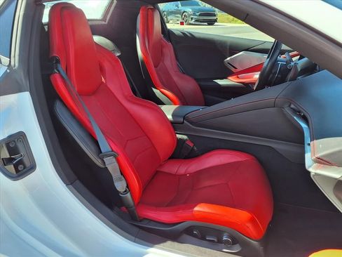 Used 2022 Chevrolet Corvette Stingray w/ Battery Protection Package image 14