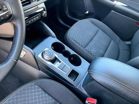 Certified 2023 Ford Escape Active w/ Tech Pack #1 FWD image 15