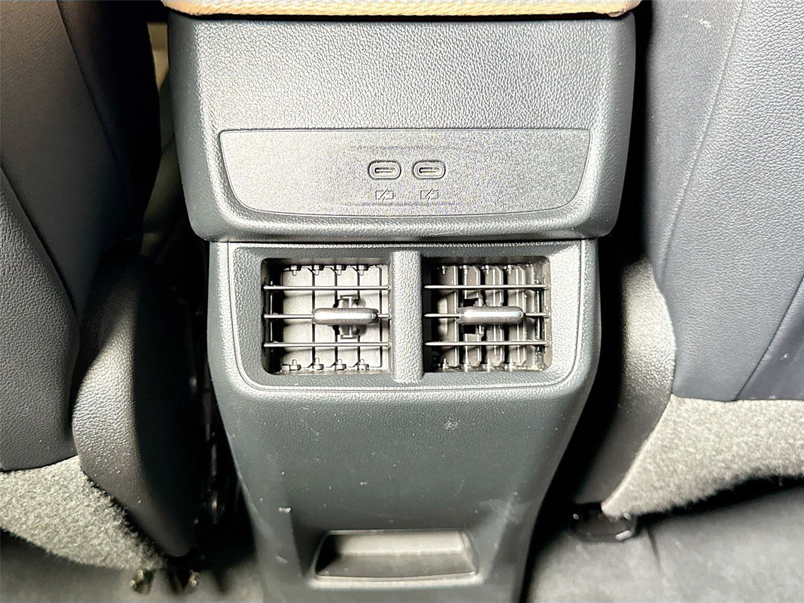 Used 2026 Chevrolet Equinox ACTIV FWD image 17