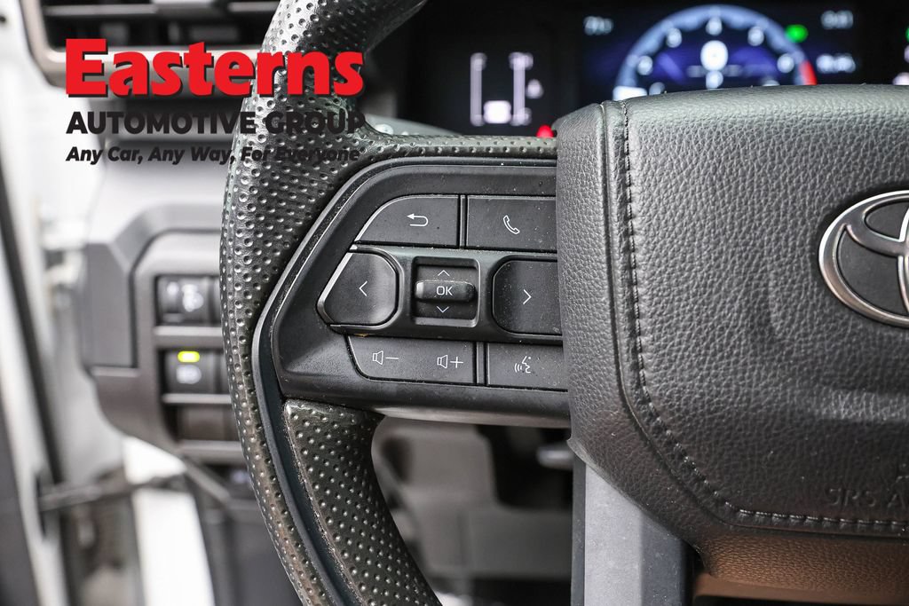 Used 2025 Toyota Tacoma SR RWD image 15