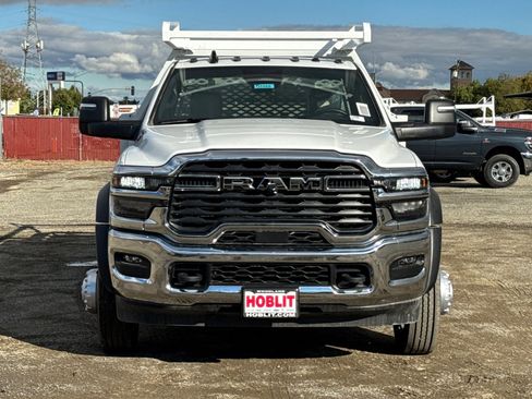 New 2026 RAM 5500 Tradesman w/ Chrome Appearance Group image 8