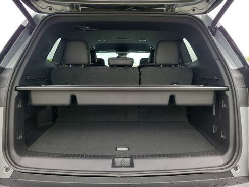 New 2025 GMC Acadia Elevation w/ Elevation Premium Package image 16