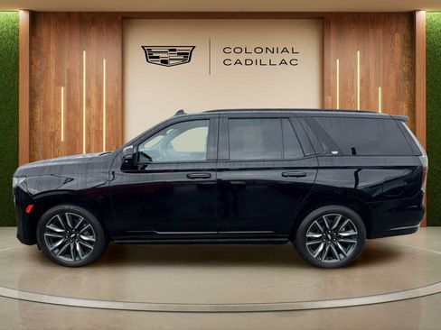 Certified 2023 Cadillac Escalade Sport Platinum w/ LPO, Floor Liner Package AWD/4WD image 2