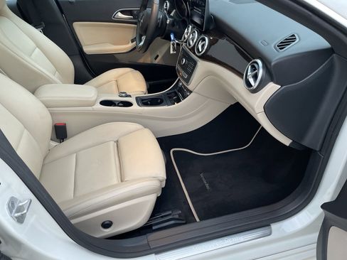 Used 2018 Mercedes-Benz CLA 250 image 45