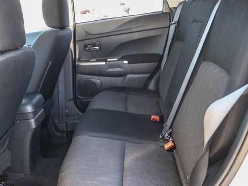 Used 2021 Mitsubishi Outlander Sport SE AWD/4WD image 18