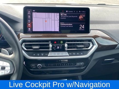 Used 2024 BMW X3 xDrive30i image 9