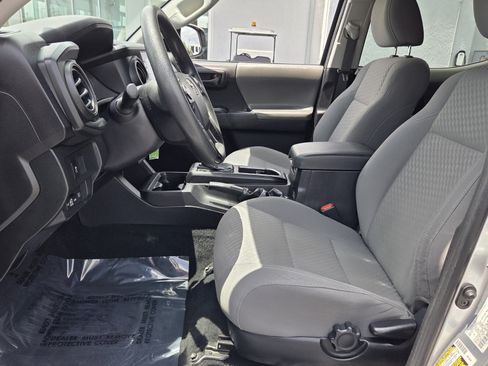Used 2023 Toyota Tacoma SR AWD/4WD image 11