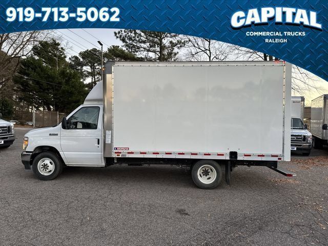 New 2025 Ford E-350 and Econoline 350 Super Duty w/ Driver's Safety Package RWD image 5