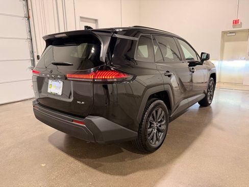 Used 2026 Toyota RAV4 XLE Premium FWD image 5