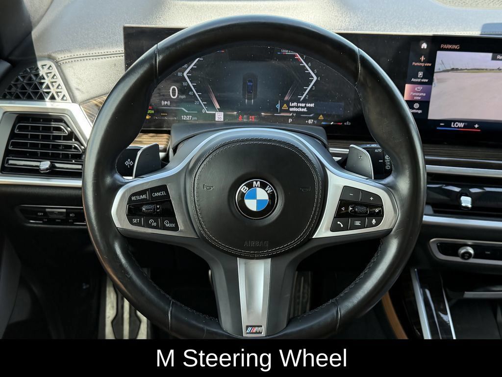 Used 2023 BMW X7 xDrive40i w/ M Sport Package AWD/4WD image 14