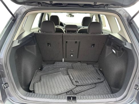 Certified 2025 Volkswagen Taos S FWD image 17