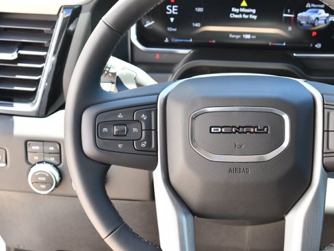 New 2026 GMC Sierra 1500 Denali w/ Denali Reserve Package AWD/4WD image 24