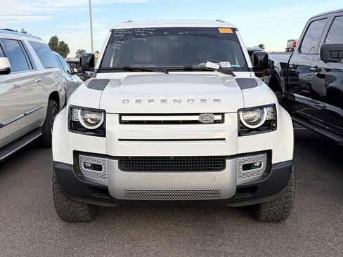 Used 2023 Land Rover Defender 110 S image 2